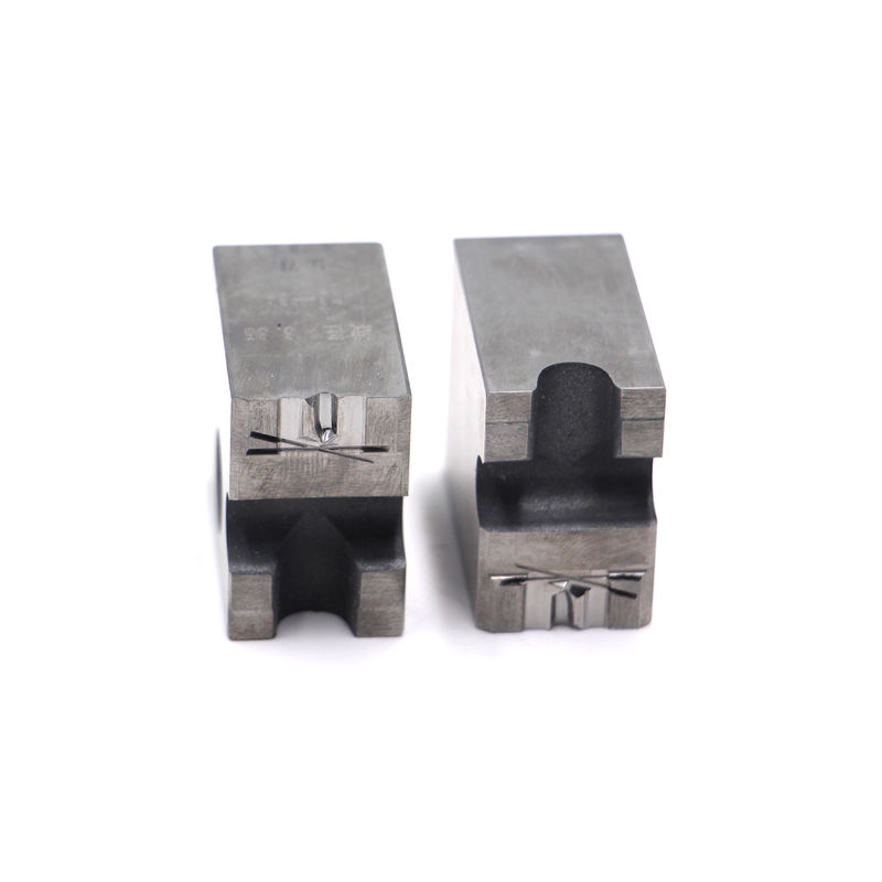 Matrice di coda di trivellazione a carburo di tungsteno - Materiale resistente all'usura rigido con cavità a forma di precisione per una produzione efficiente di viti auto-perforazioni