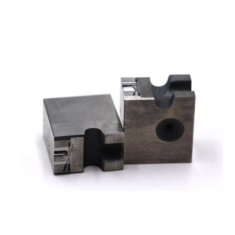 Matrice di coda di trivellazione a carburo di tungsteno - Materiale resistente all'usura rigido con cavità a forma di precisione per una produzione efficiente di viti auto-perforazioni