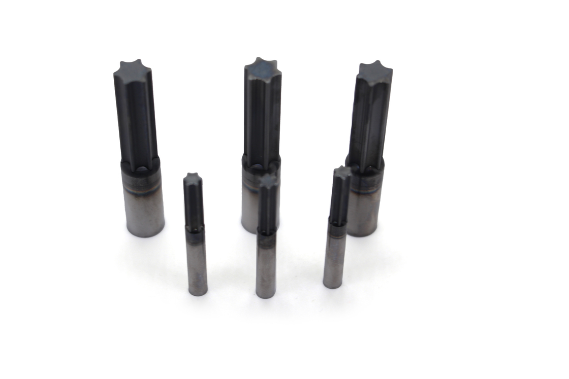 Carbide Punches Materiali avanzati di carburo per prestazioni di punzione superiori