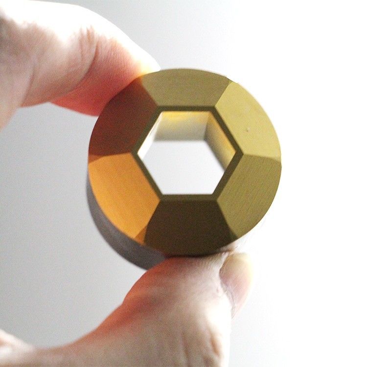 Cementato Carbide Trimming Die progettato per Stamping Forging Casting Applicazioni ampiamente utilizzate nei settori di lavorazione dei metalli di precisione