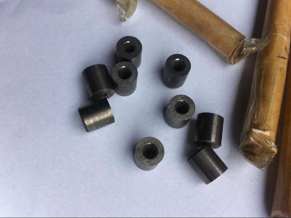 Fornitore Importazione Processo Matrice di carburo di tungsteno per perforatura di precisione e D2 SKD11 HRC58-60 Materiale Buona qualità