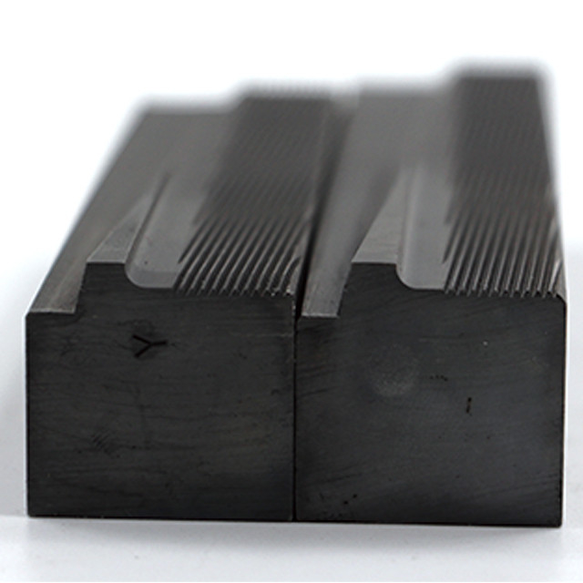 DC53 M2 H9 Materiale Matrice di rotolamento a filo a vite per macchine di rotolamento a vite Matrice piatta